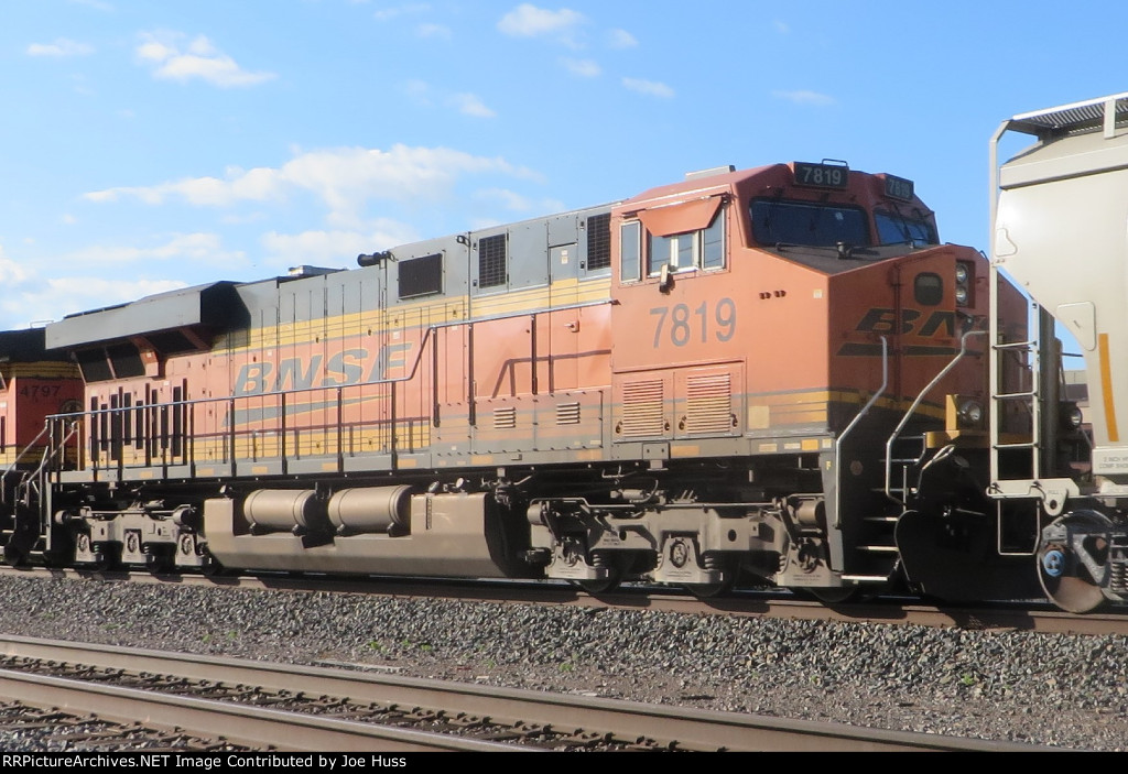 BNSF 7819